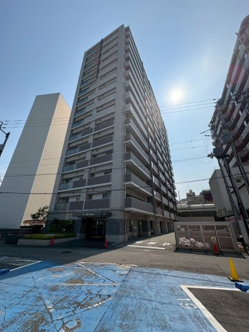 アルファステイツ新町の外観