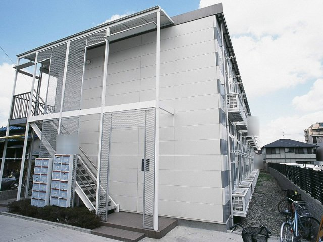 レオパレスコスモスの外観