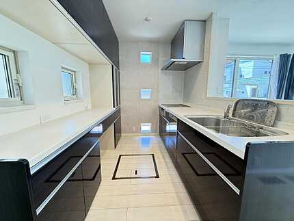 広島市安佐南区山本新町５丁目　中古一戸建て(JS)のキッチン