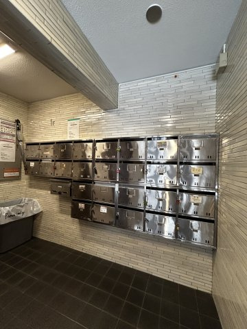 エフアールみなと通りのロビー