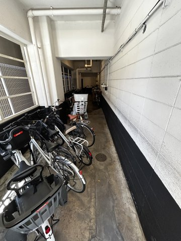 エフアールみなと通りの駐車場