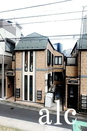 アーバンプレイス中野坂上Bのエントランス