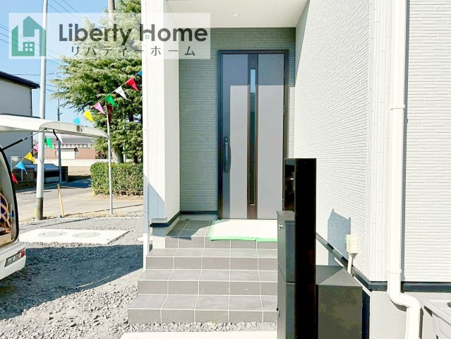 第1常総市東野原　新築戸建　1号棟のエントランス