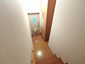 【玄関】 | アンジュ・パル | 落ち着いた玄関です