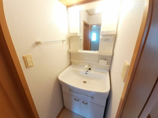 【洗面所】 | アンジュ・パル | 使いやすい洗面所です