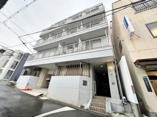 セレスティアル東三国の外観