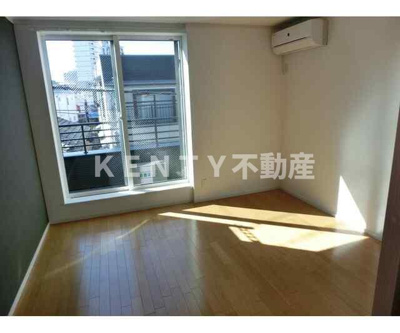 【居間・リビング】 | グレイス戸越 | 居間です