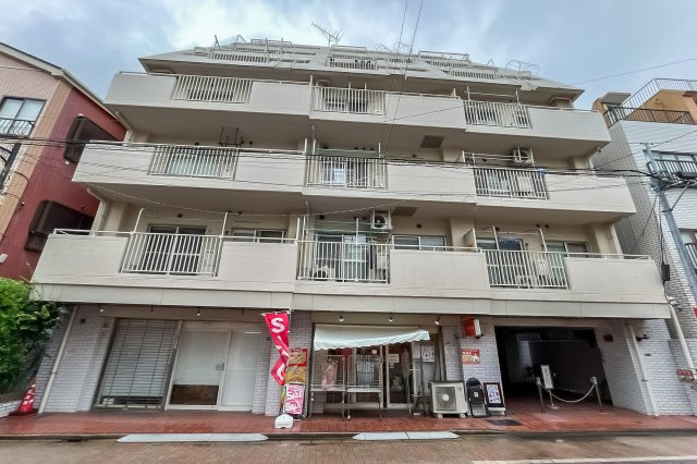 ハイネス新小岩の外観