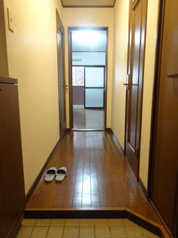 カーサ浅尾の玄関