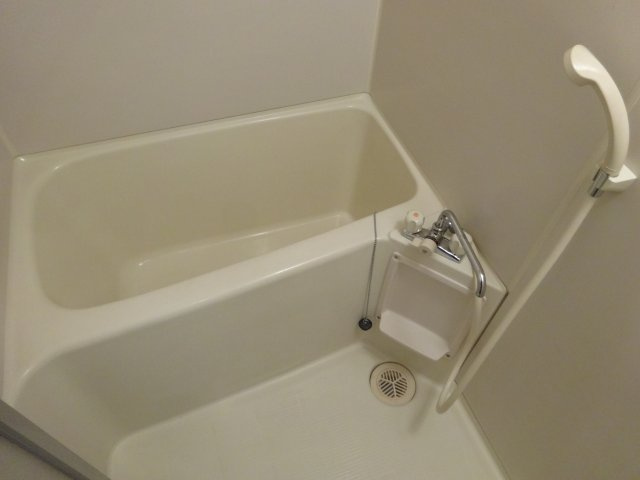 カーサ浅尾の浴室