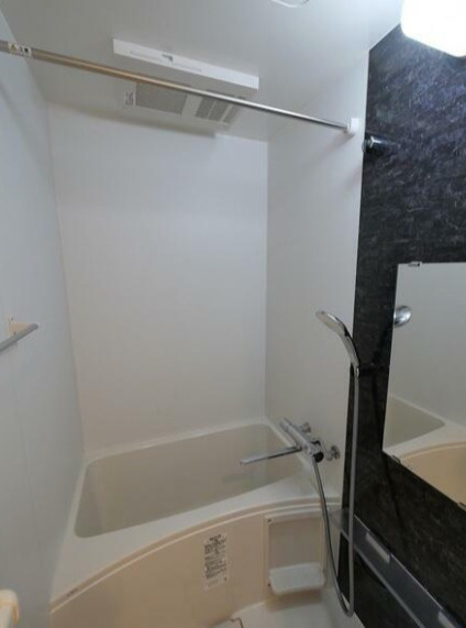 ディームス三ノ輪の浴室