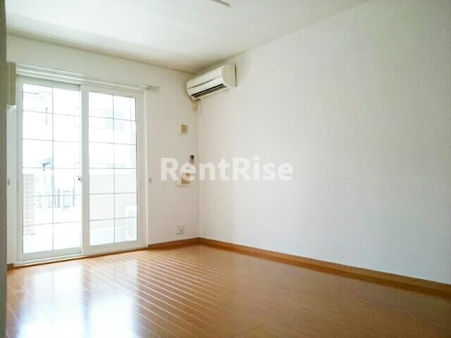 ベル　ソレイユＡの居間・リビング|居室・リビング