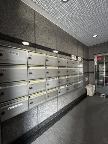 シャトレーヌ北島のロビー