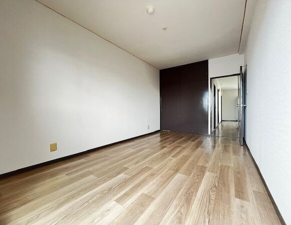 ハイツ富士の居間・リビング