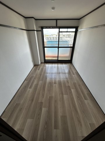 ハイツ富士の寝室