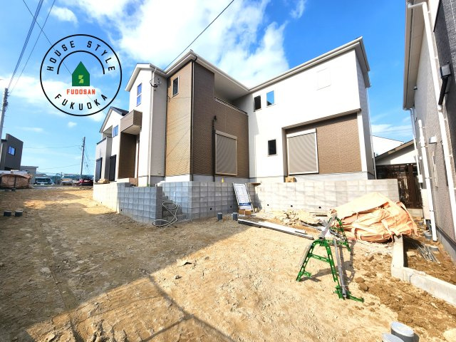 福岡市城南区友丘4丁目第1-3棟（2号棟）の前面道路含む現地写真|見学の時間などお気軽にお問い合わせ下さい。