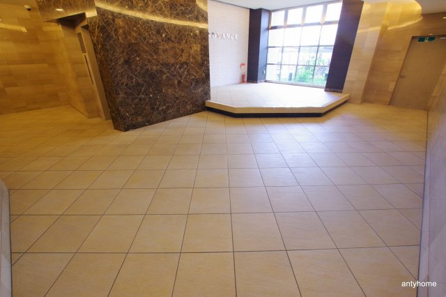 アドバンス西梅田2　仲介手数料無料のロビー