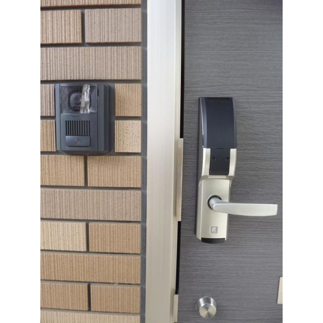 オールージュⅡのエントランス|ＴＶモニターホン