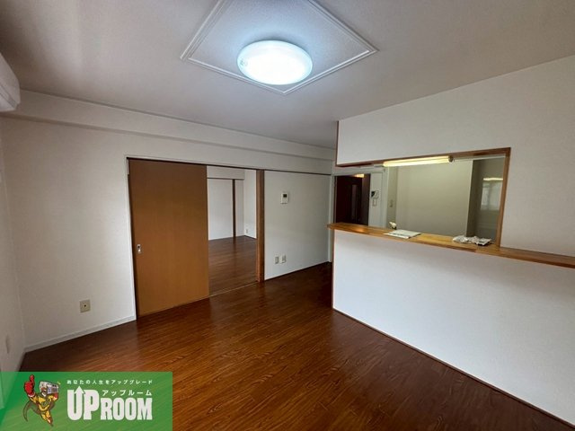 カトウハイツの居間・リビング