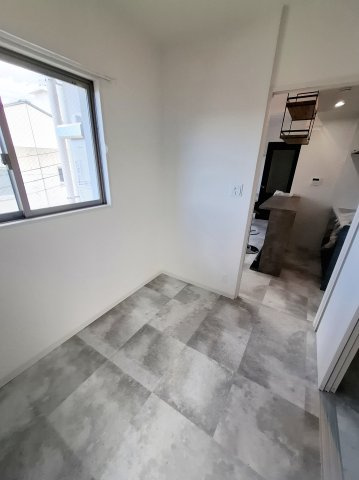 光Haus＋里中の洋室