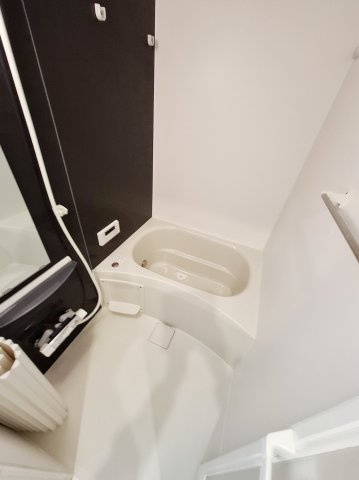 光Haus＋里中の浴室