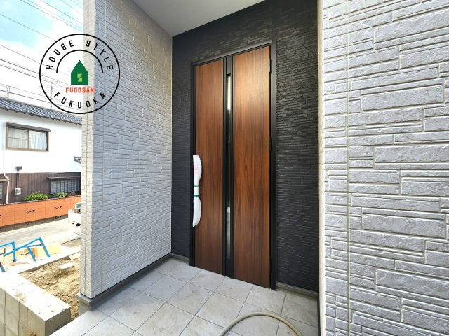 福岡市城南区友丘4丁目第1-3棟（3号棟）の外観：施工例|おでかけの時も帰った時も、「我が家」を最初に感じでもらえる素敵な空間に。