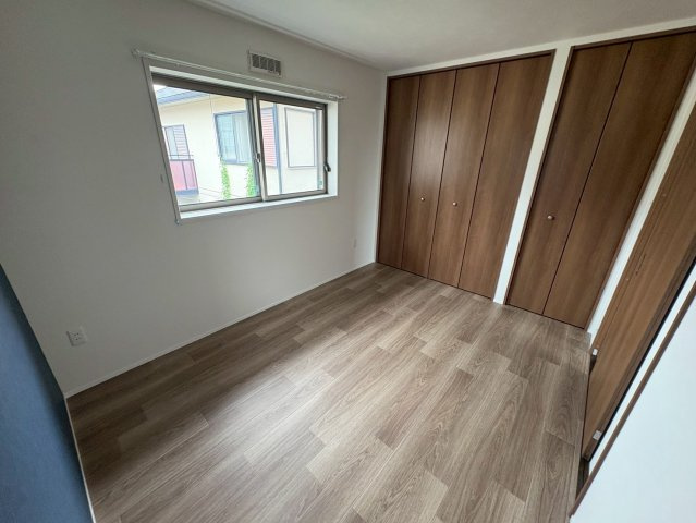 ポプリ中山の居間・リビング