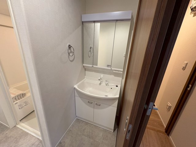 ポプリ中山の独立洗面台