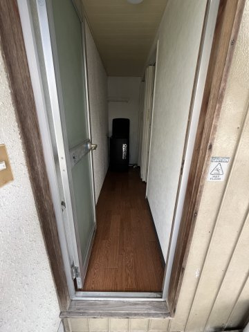 【その他共用部分】 | 売アパート　曙FOB　 | 共同洗濯機とシャワールーム×2