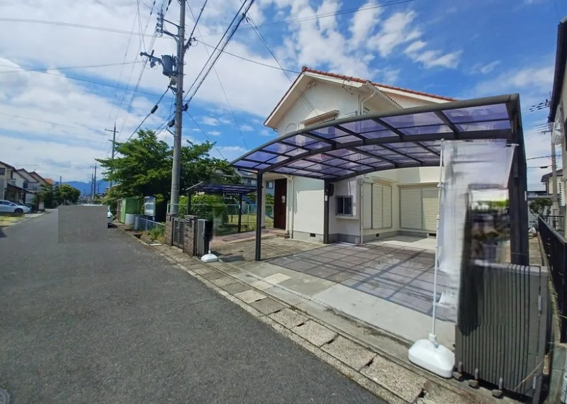 守山市水保町　中古戸建の外観