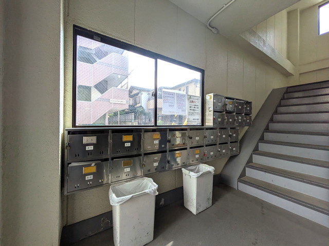 ライプハイツのロビー