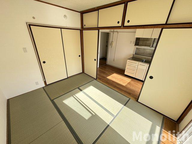 光明台６号棟の和室