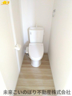 【トイレ】 | LIGARE蓮田市緑町13期　1号棟 | 白を基調とした清潔感のある空間です◎お好みのアレンジでオリジナルの空間に仕上げましょう♪