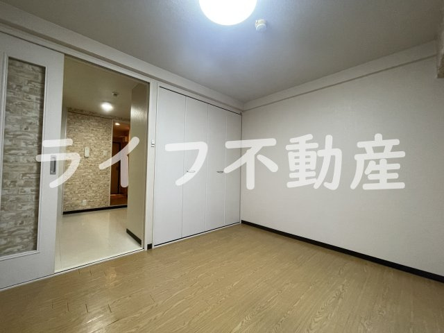 メゾン大和枚岡の洗面所|使いやすい洗面所です