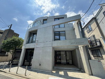 杉並区方南１丁目の賃貸マンションのエントランス