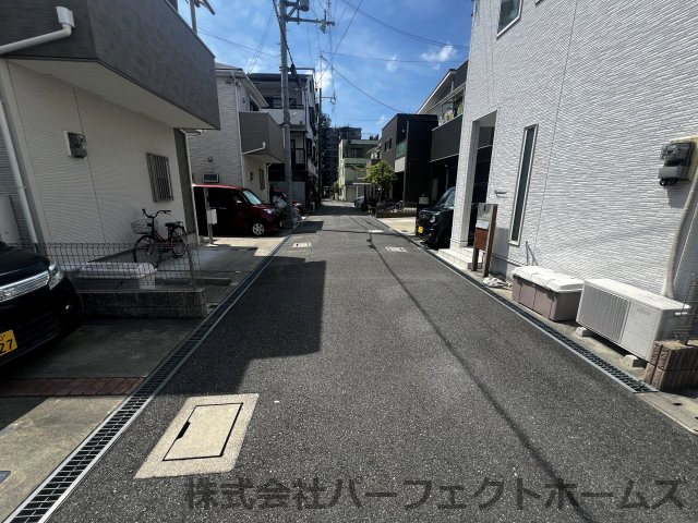 門真市大池町戸建の前面道路含む現地写真