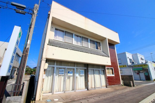 琴浦町赤碕店舗付き住宅
