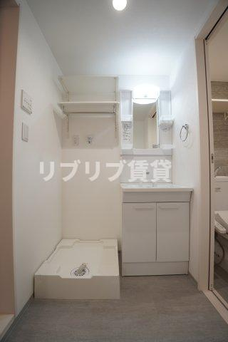 robot home寒川町の洗面所
