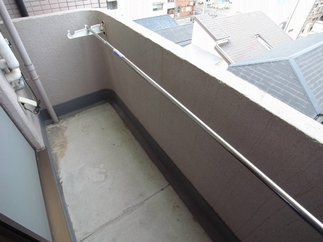 兼山マンションのバルコニー