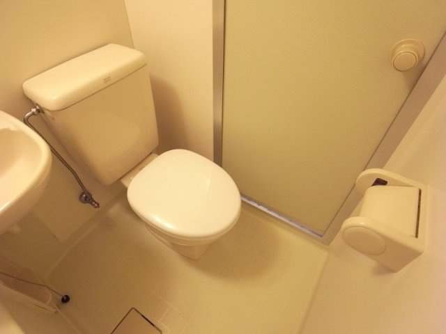 兼山マンションのトイレ