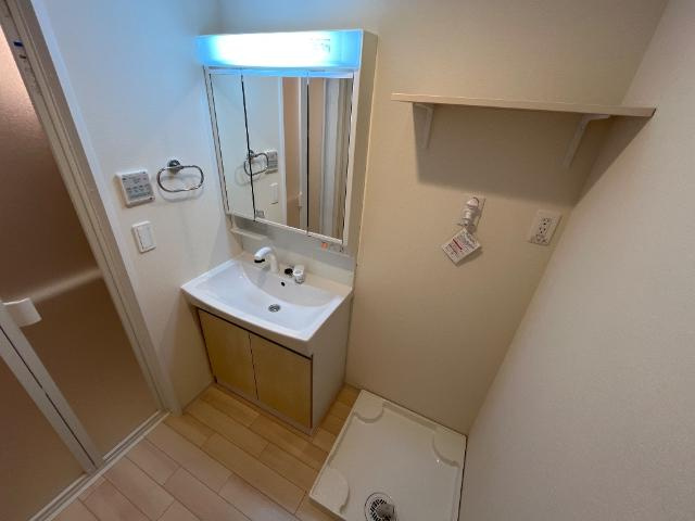 グランディールＫのセキュリティ|カメラ付インターホン（イメージ）