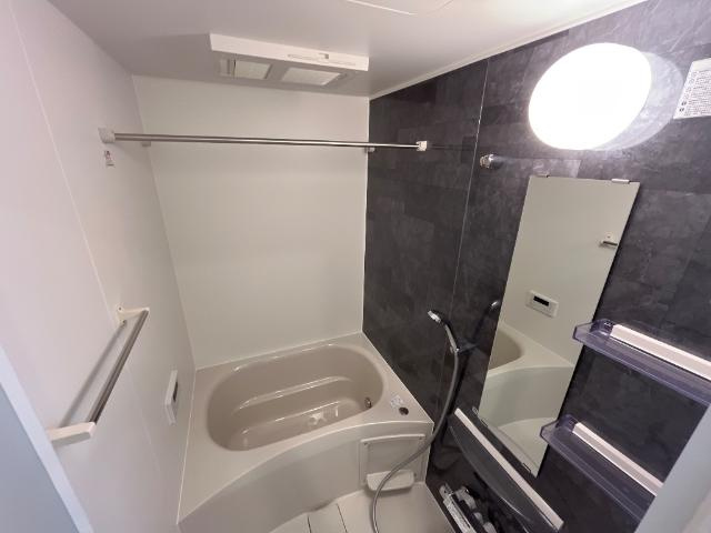 グランディールＫの展望|シャッター雨戸（イメージ）