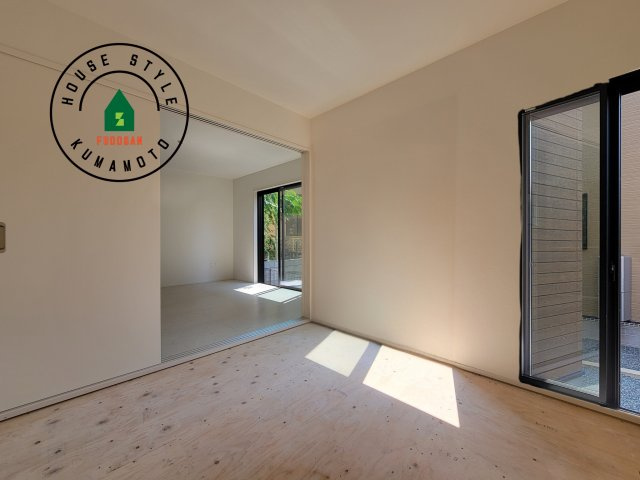 熊本市東区月出2丁目第1-2棟(1号棟)の内観：施工例|柔らかい畳が心地よい和室