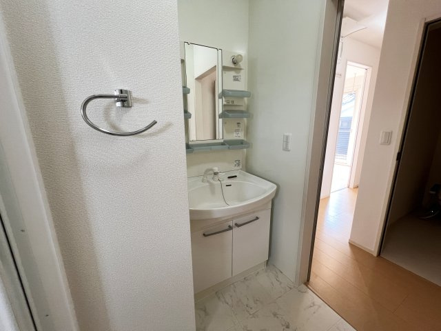 セジュールセントレの独立洗面台