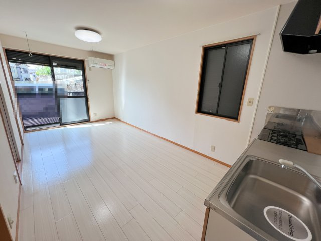 セジュール妙見 B棟の居間・リビング