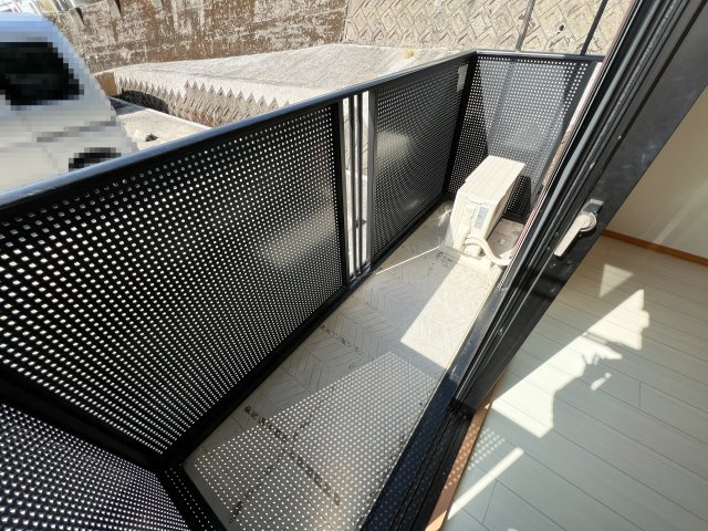 セジュール妙見 B棟のバルコニー