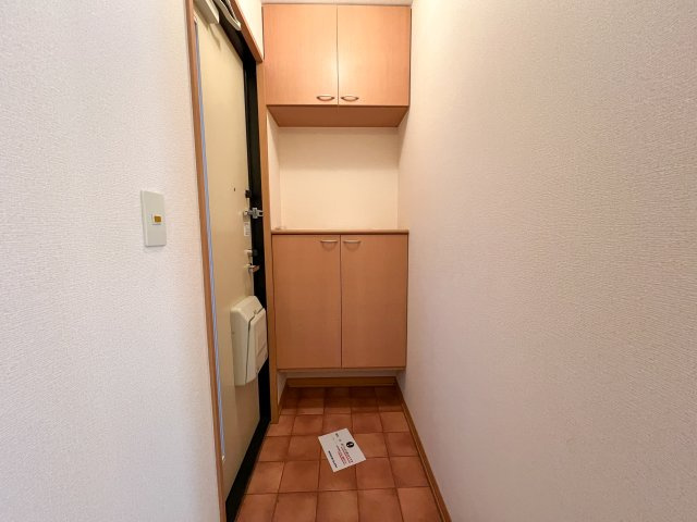 セジュール妙見 B棟の玄関