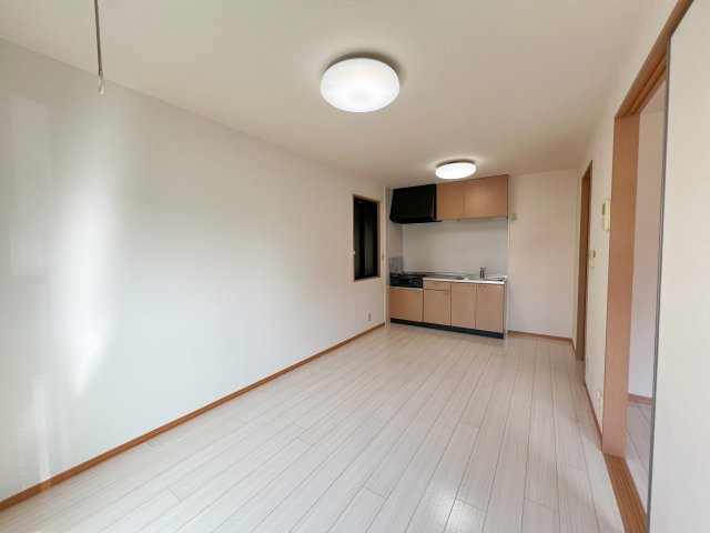 セジュール妙見 B棟の居間・リビング