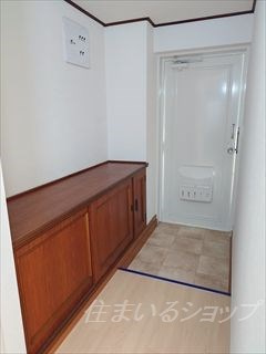 高陽第一センタービルの玄関