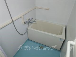 高陽第一センタービルの浴室|サーモ付きシャワー水栓